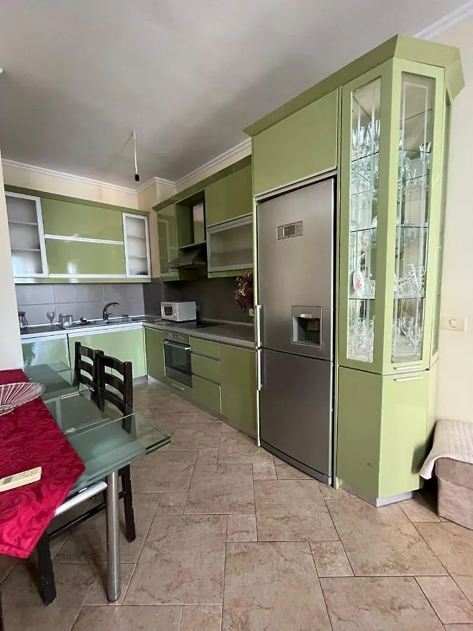 Buneci Apartment Тирана