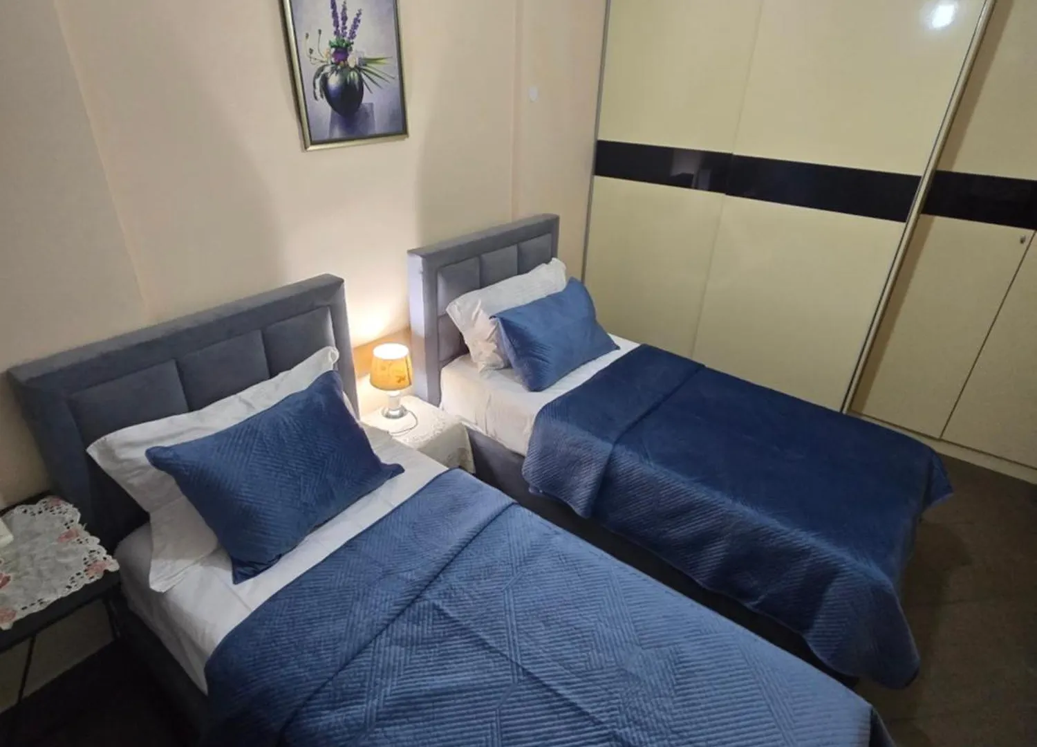 Buneci Apartment Тирана